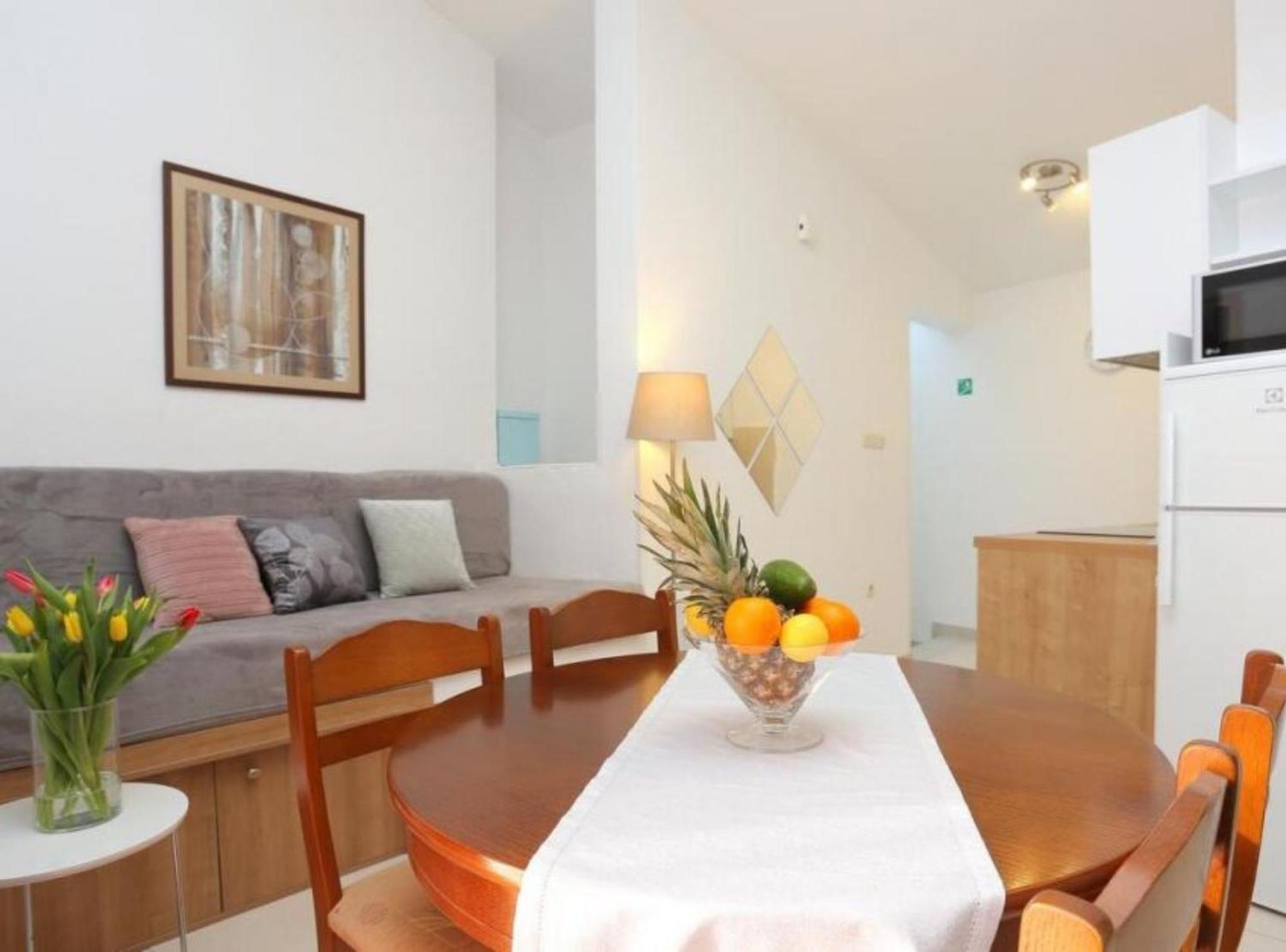 Apartments Roscic Podgora Ngoại thất bức ảnh