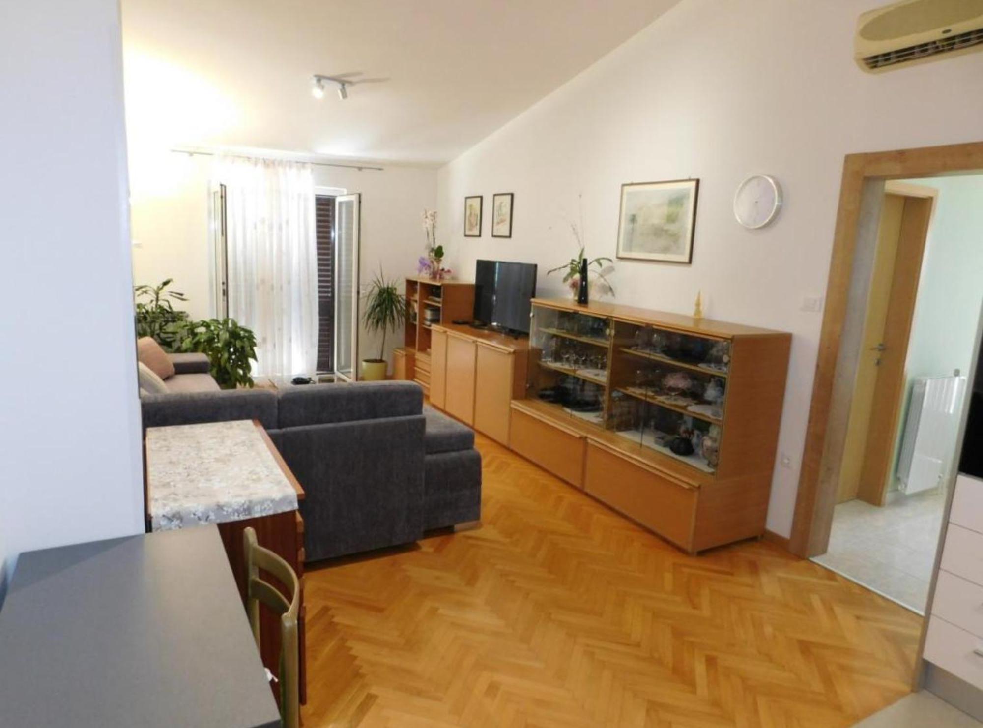 Apartments Roscic Podgora Ngoại thất bức ảnh